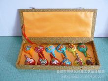 汽車(chē)一生平安布藝裝飾刺繡掛件